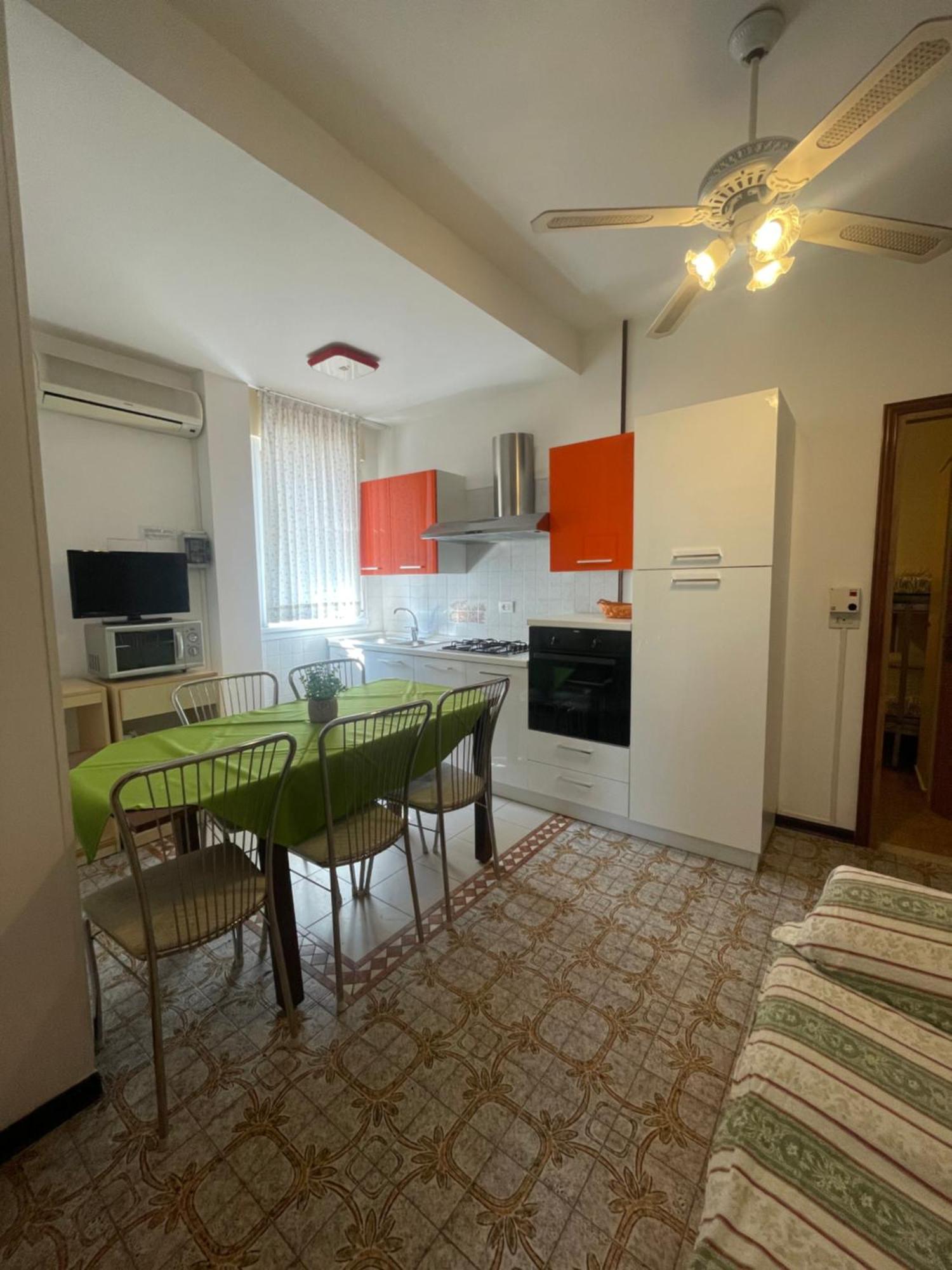 Foscolo Sunset House Apartment ลิโดดิเยโซโล ภายนอก รูปภาพ